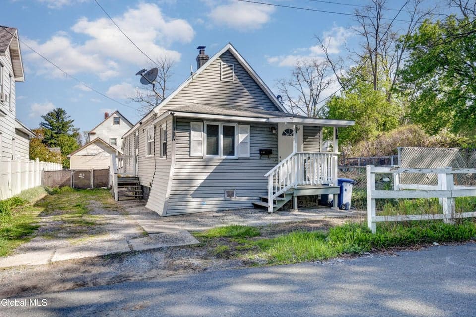 1617 7th Avenue, Schenectady, NY 12303, photo 1