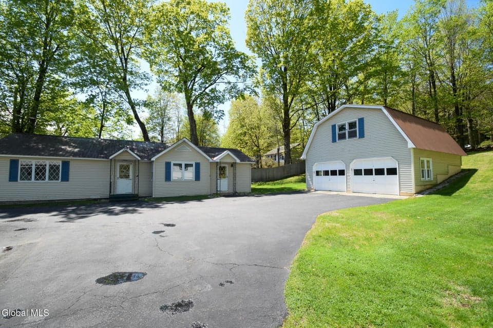 4625 Lake Shore Drive, Bolton, NY 12814, photo 2