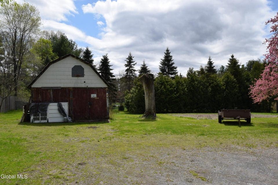 408 Reynolds Road, photo 3