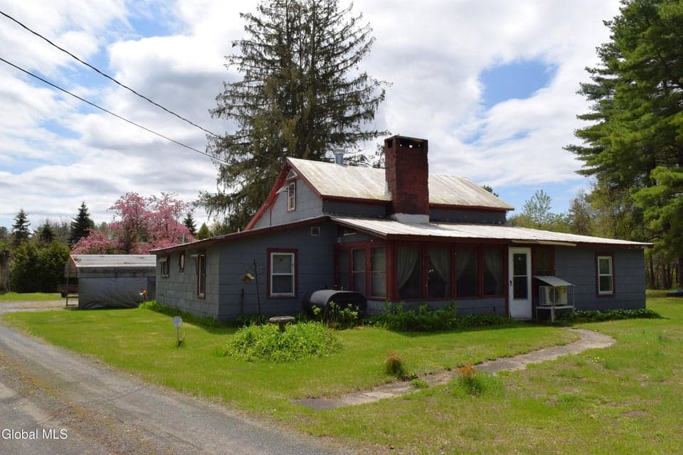 408 Reynolds Road, photo 2
