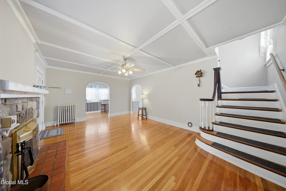 340 Marshland Court, Troy, NY 12180, photo 5