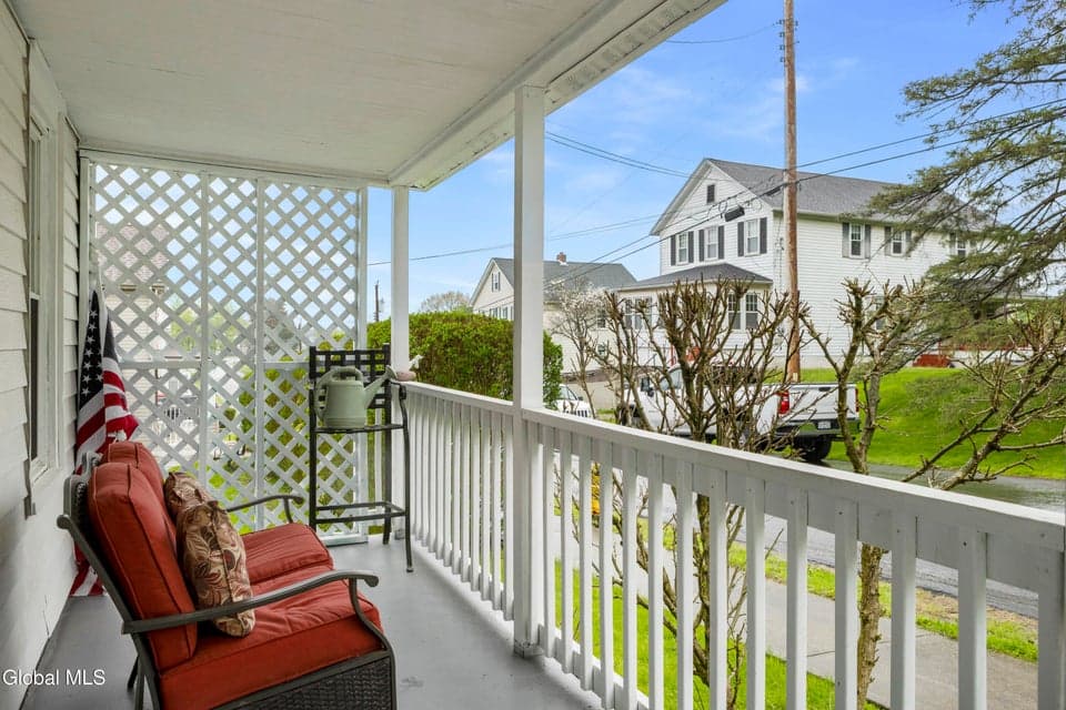 33 Harris Avenue, Ravena, NY 12143, photo 4