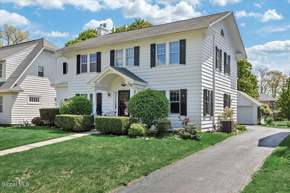 246 S Main Avenue, Albany, NY 12208, photo 3