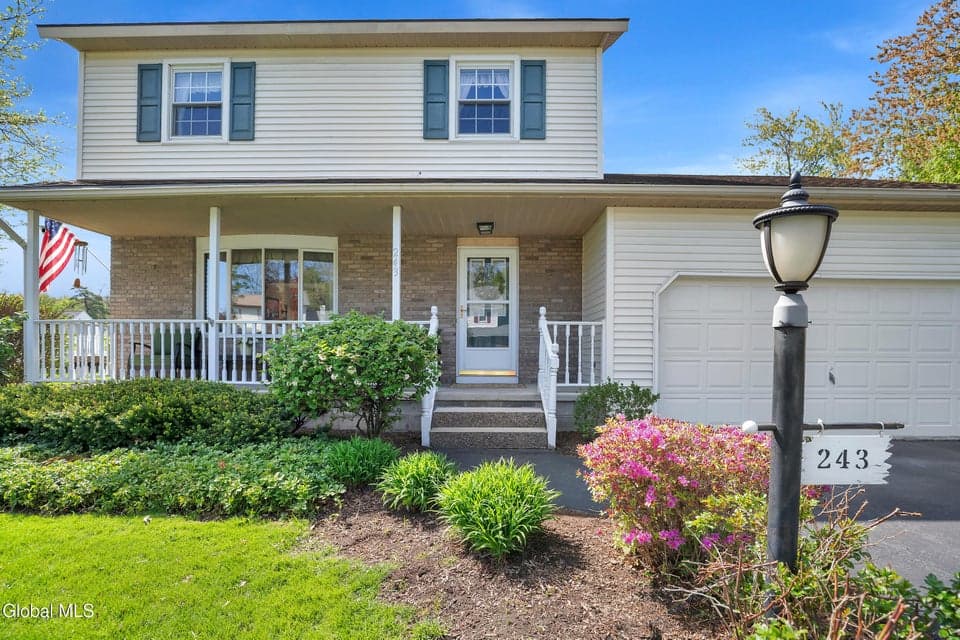 243 Shereen Court, Rotterdam, NY 12304, photo 5