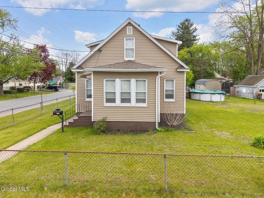 2501 1st Avenue, Rotterdam, NY 12303, photo 2