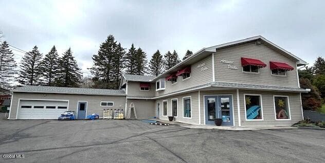 1217 New York 7, Troy, NY 12180, photo 2