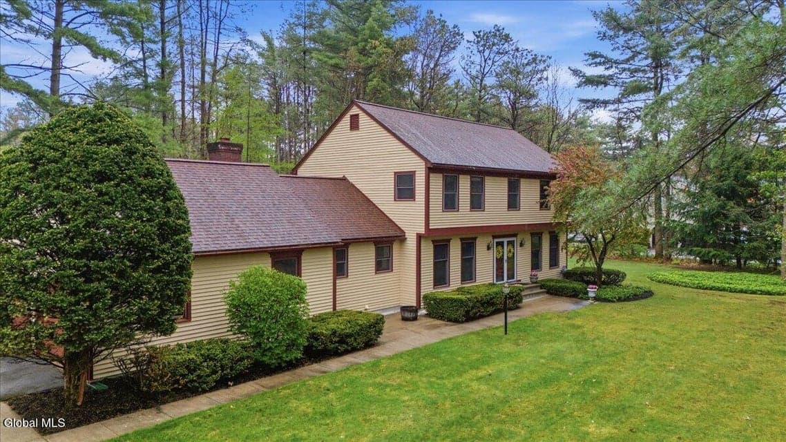 18 Revere Road, Queensbury, NY 12804, photo 1