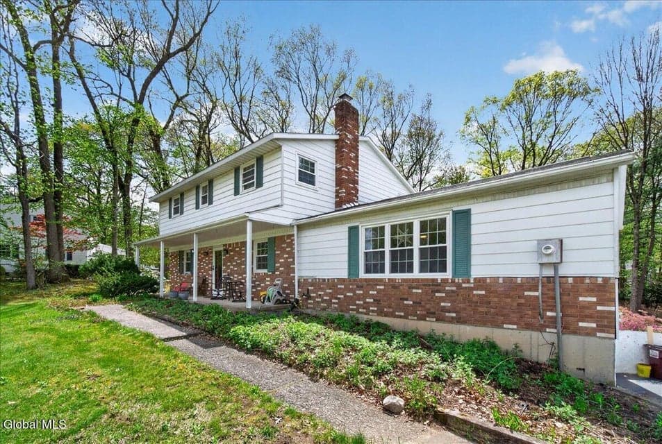29 Hills Road, Malta, NY 12019, photo 4