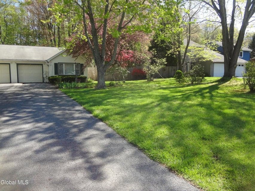 21A Woodcliffe Drive, Clifton Park, NY 12065, photo 1
