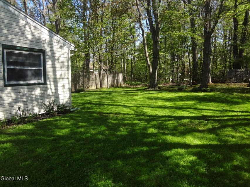 21A Woodcliffe Drive, Clifton Park, NY 12065, photo 5