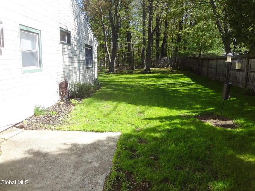 21A Woodcliffe Drive, Clifton Park, NY 12065, photo 4
