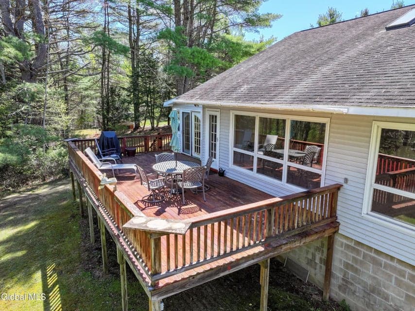 16 Paradise Drive, Lake Luzerne, NY 12846, photo 5