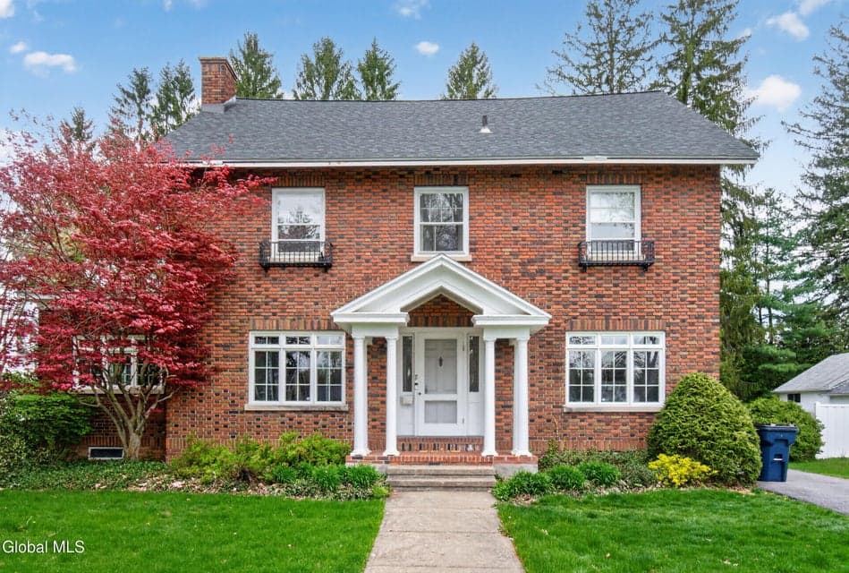 17 N Park Drive, Gloversville, NY 12078, photo 1