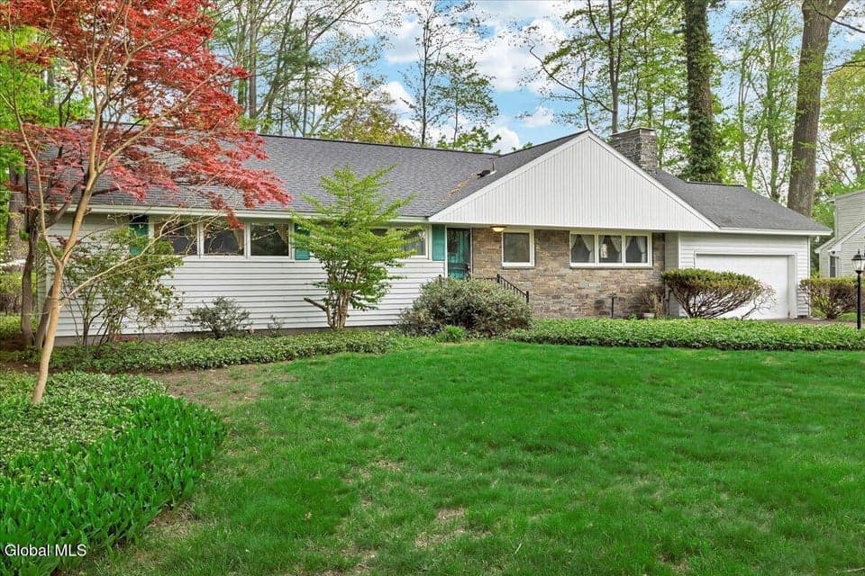 178 Westchester Drive S., Bethlehem, NY 12054, photo 2