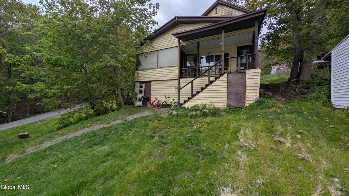 90 Saunders Street, Whitehall, NY 12887, photo 1