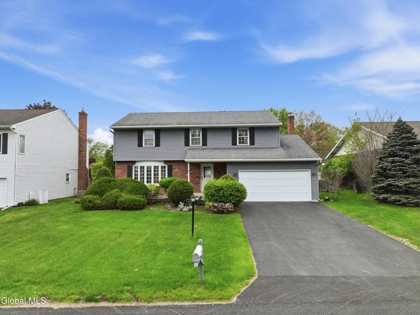 60 Aspen Circle, Albany, NY 12208, photo 3