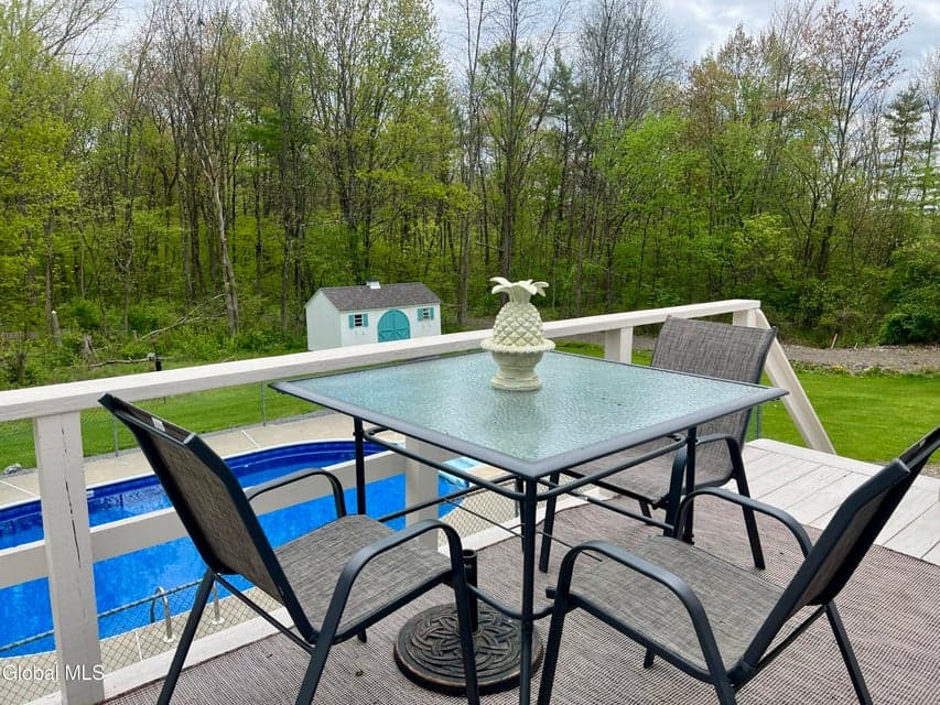 35 Frederick Drive, photo 5