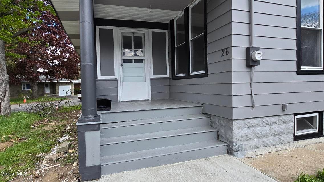 26 Lawnwood Avenue, Schenectady, NY 12304, photo 2