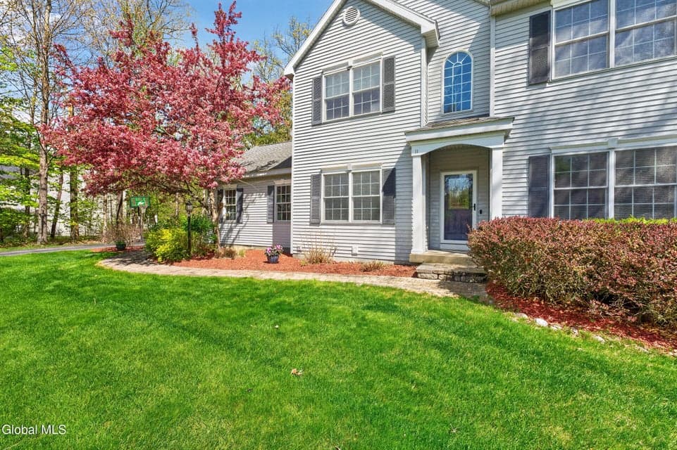 11 Quincy Lane, photo 2