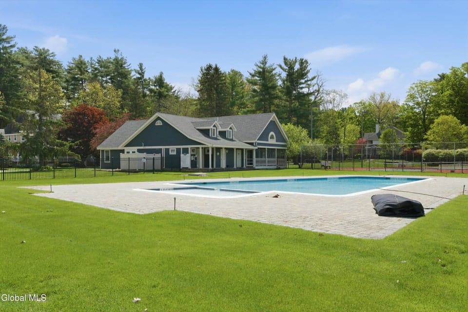 30 Sicada Street, Saratoga Springs, NY 12866, photo 4