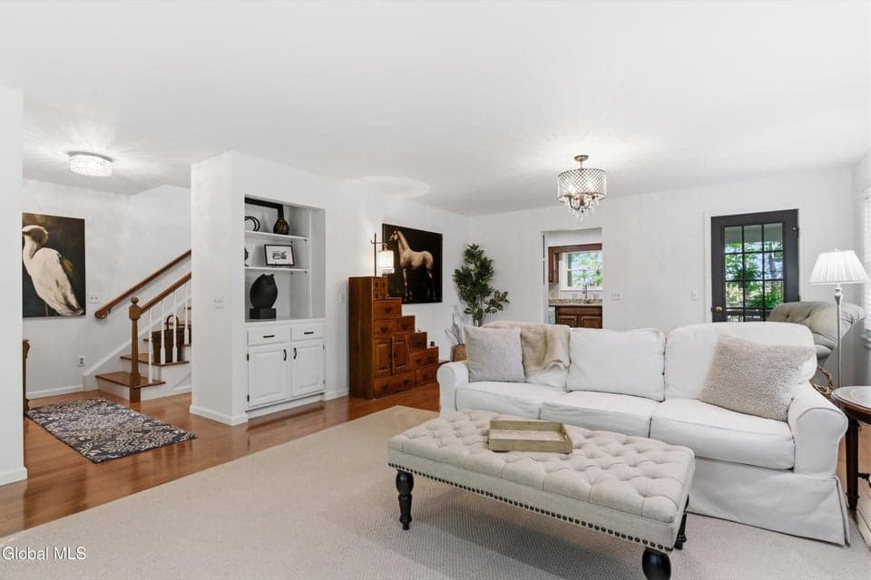 30 Sicada Street, Saratoga Springs, NY 12866, photo 5