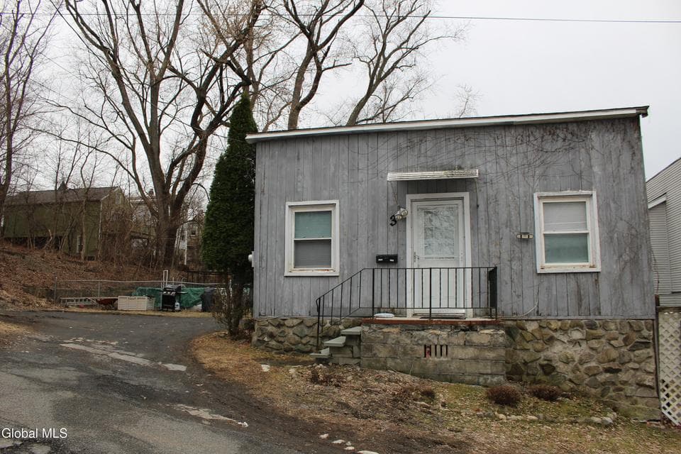 7-11 Forbes Avenue, Rensselaer, NY 12144, photo 4