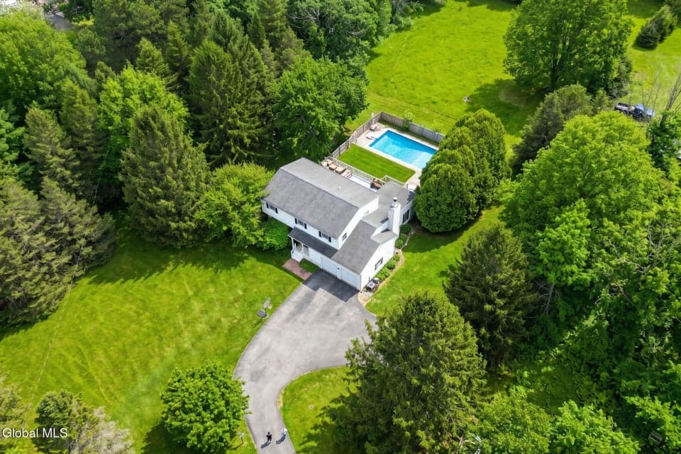 241 Van Aernem Road, Malta, NY 12020, photo 2