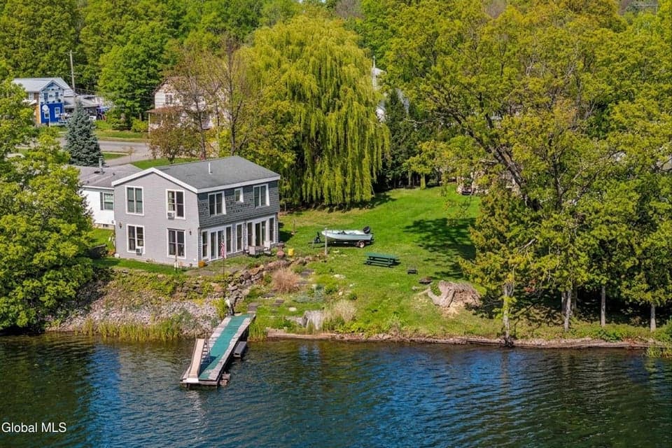 27 Water Street, photo 3