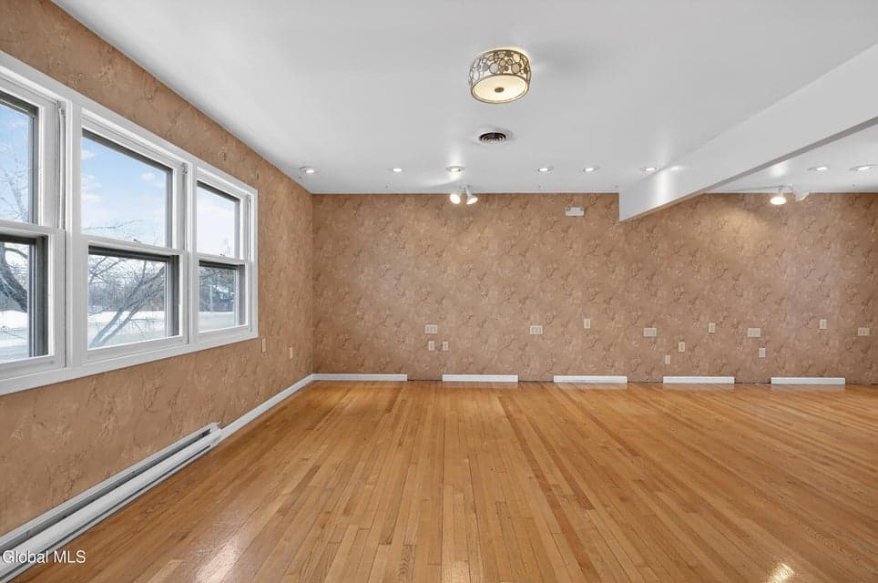 1208 Loudon Road, Colonie, NY 12047, photo 5