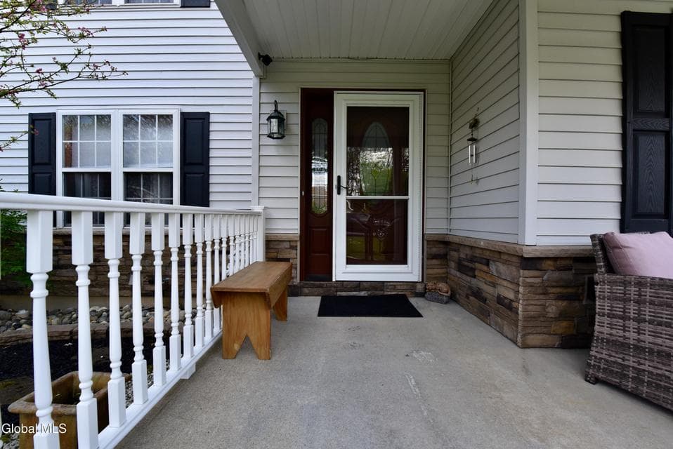 4 Springfield Drive, Mechanicville, NY 12118, photo 3