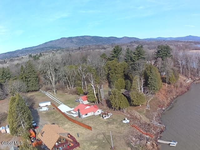 12 Berry Patch Lane, Crown Point, NY 12928, photo 3