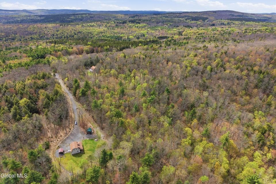 400 Greenbush Hill Road, photo 1