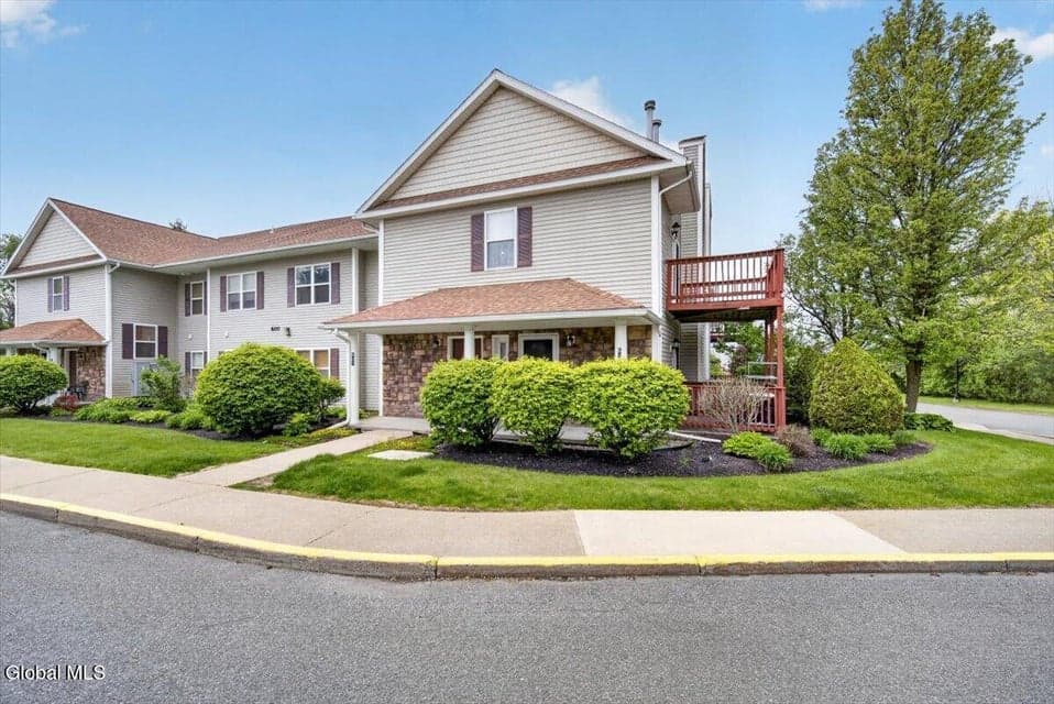 1200 Hillside Avenue, Apt 607, Niskayuna, NY 12309, photo 2