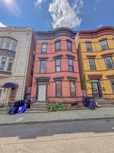 2425 5th Avenue, Troy, NY 12180, photo 1