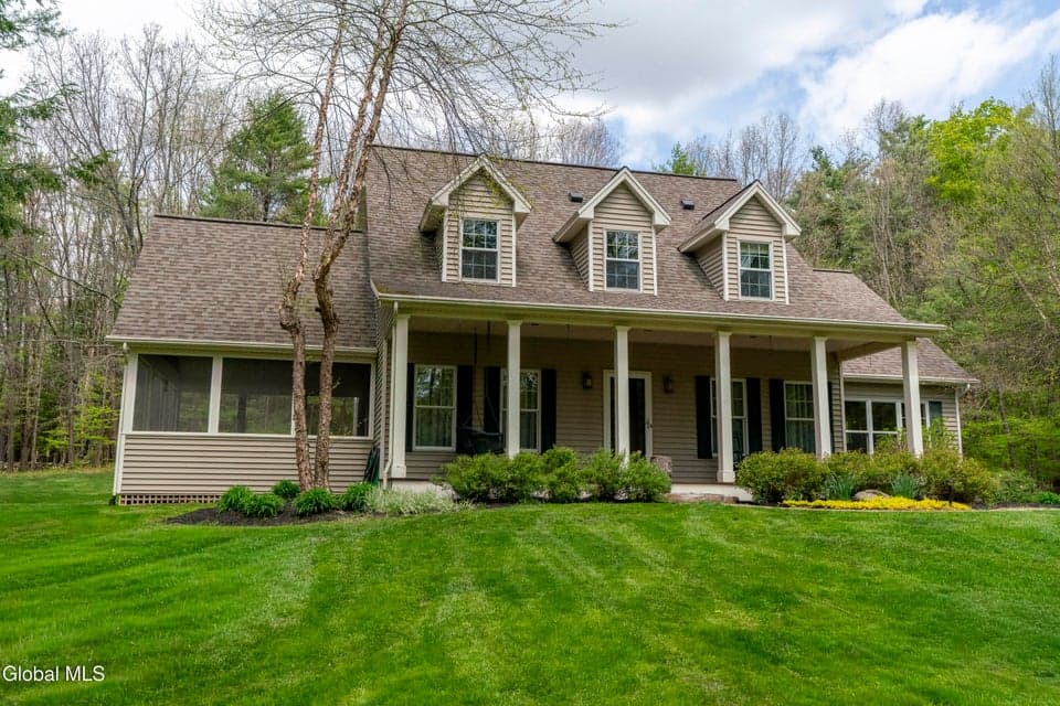 17 Copperfield Road, Greenfield, NY 12833, photo 1