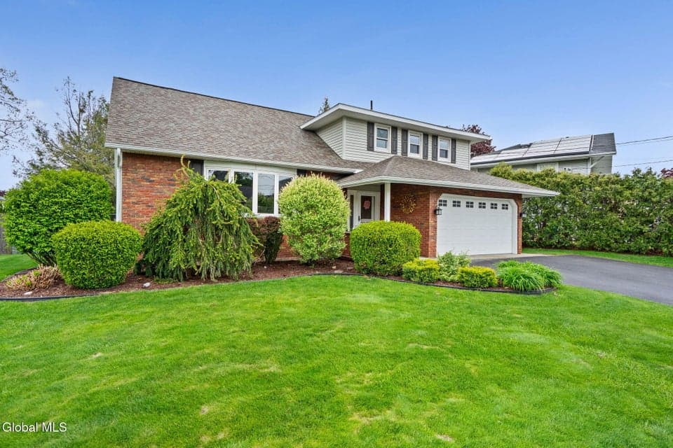 4 Colomba Drive, Schenectady, NY 12306, photo 3