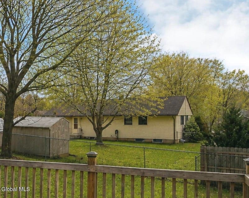 516 Woodburne Drive, photo 4