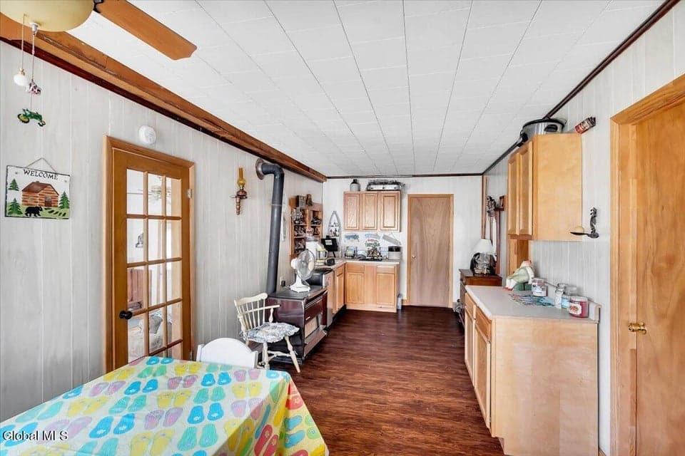 124 Mohawk Avenue, Providence, NY 12025, photo 5