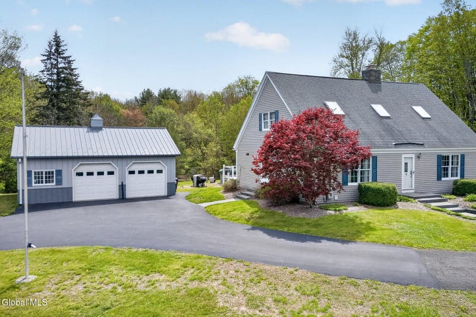 3760 NY Highway 150, Sand Lake, NY 12061, photo 1