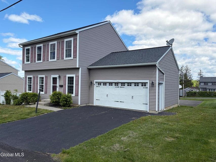 11 Highland View Avenue, East Greenbush, NY 12144, photo 4