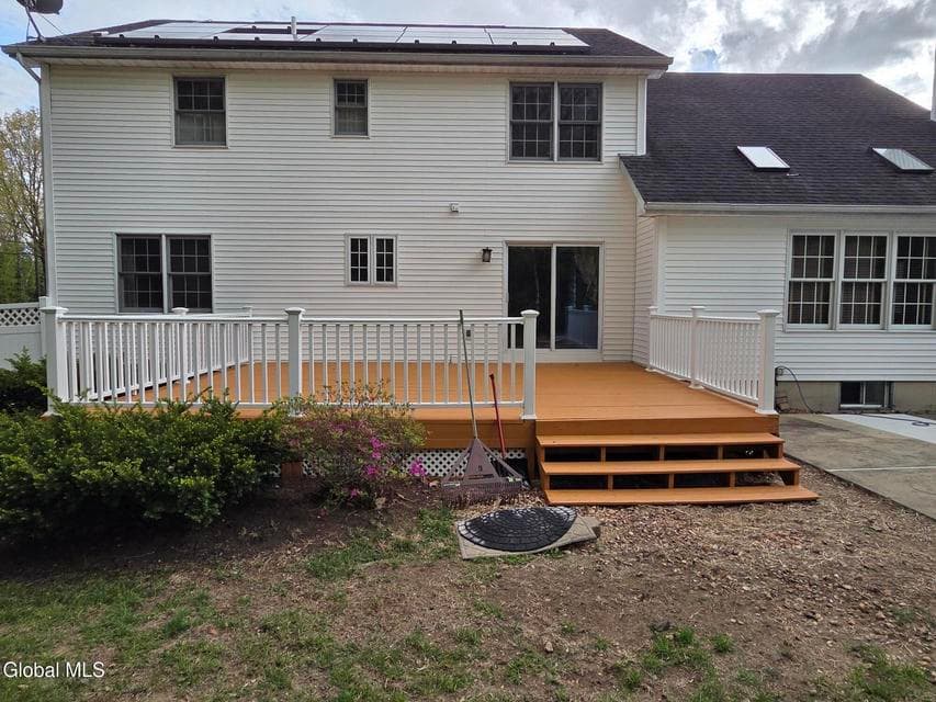 8 Spruce Street, Clifton Park, NY 12065, photo 3
