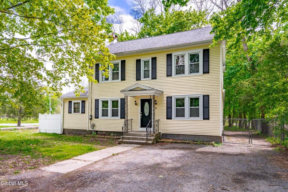 9 Schermerhorn Road, Rotterdam, NY 12306, photo 1