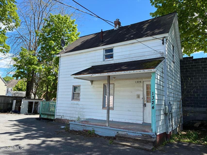 1324 8th Avenue, photo 2