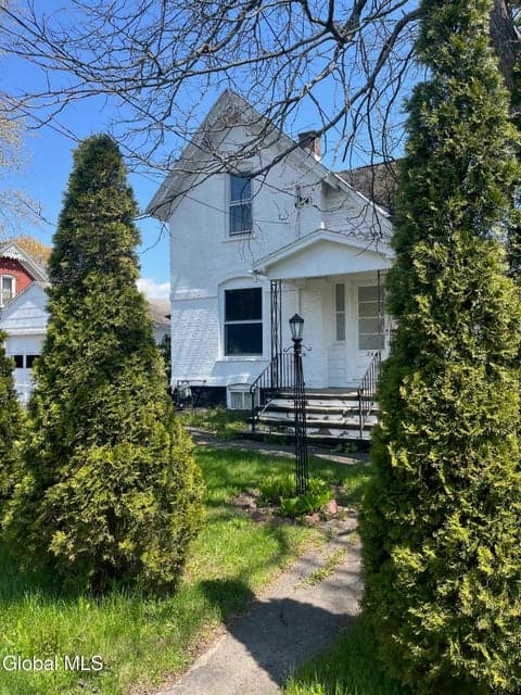 24 Elmwood Avenue, Johnstown, NY 12078, photo 2