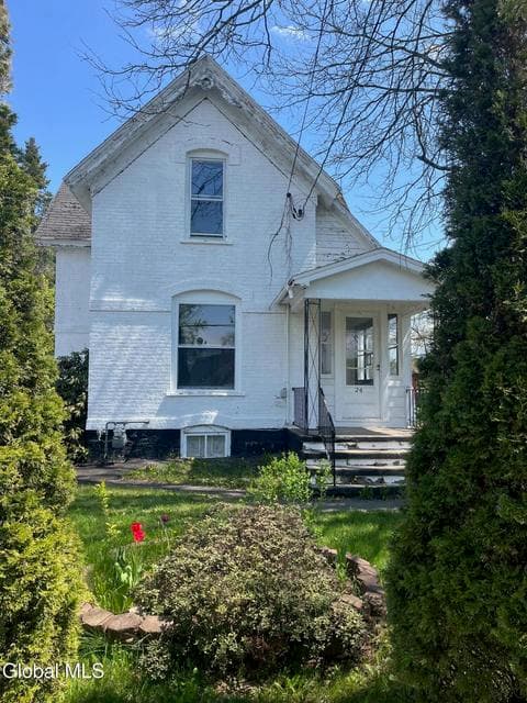 24 Elmwood Avenue, Johnstown, NY 12078, photo 1
