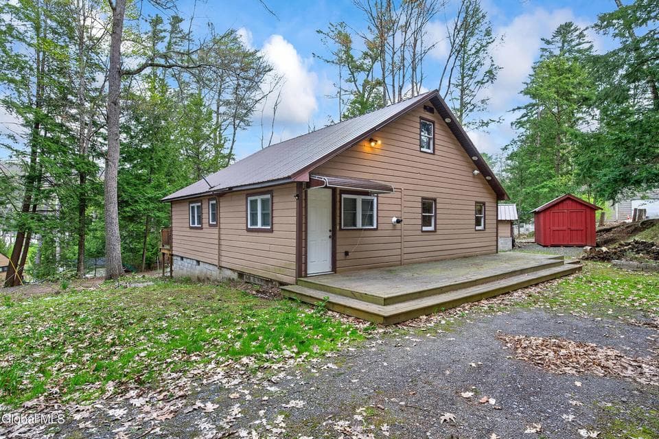 11 Lakeview Terrace, Hadley, NY 12835, photo 3