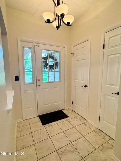 1511 Hampton Place Boulevard, North Greenbush, NY 12180, photo 5