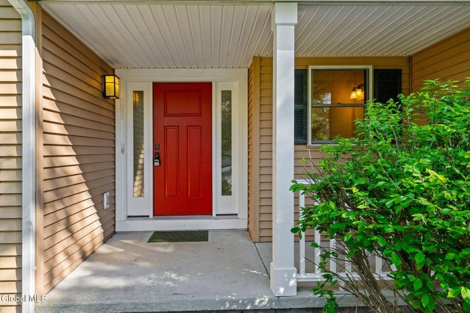 107 Fox Run Drive, Guilderland, NY 12303, photo 3