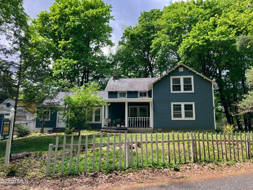 1410 River Road, photo 1