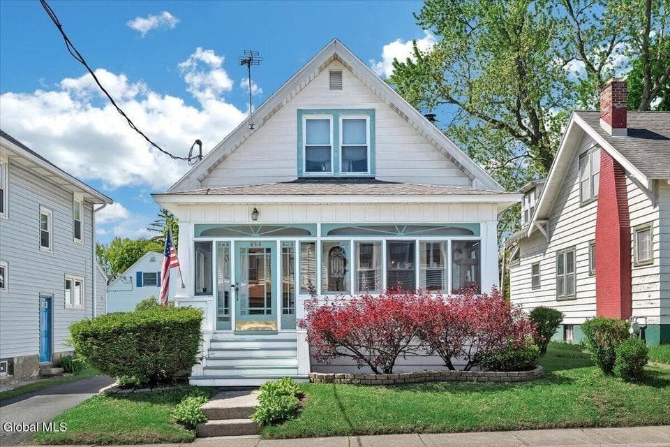 702 1st Street, Watervliet, NY 12189, photo 1